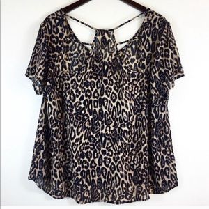 Torrid Leopard Print Blouse Short Sleeve Size 2